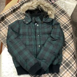 American Eagle plaid puffer jacket